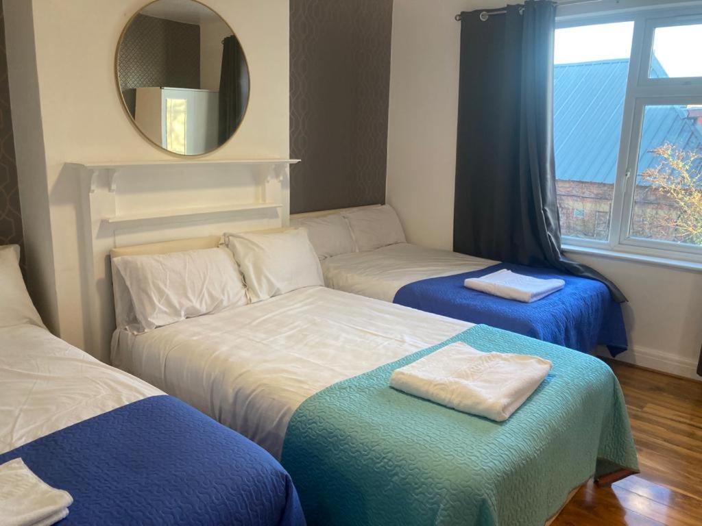 Twin Towerd Hotel Londyn Zewnętrze zdjęcie