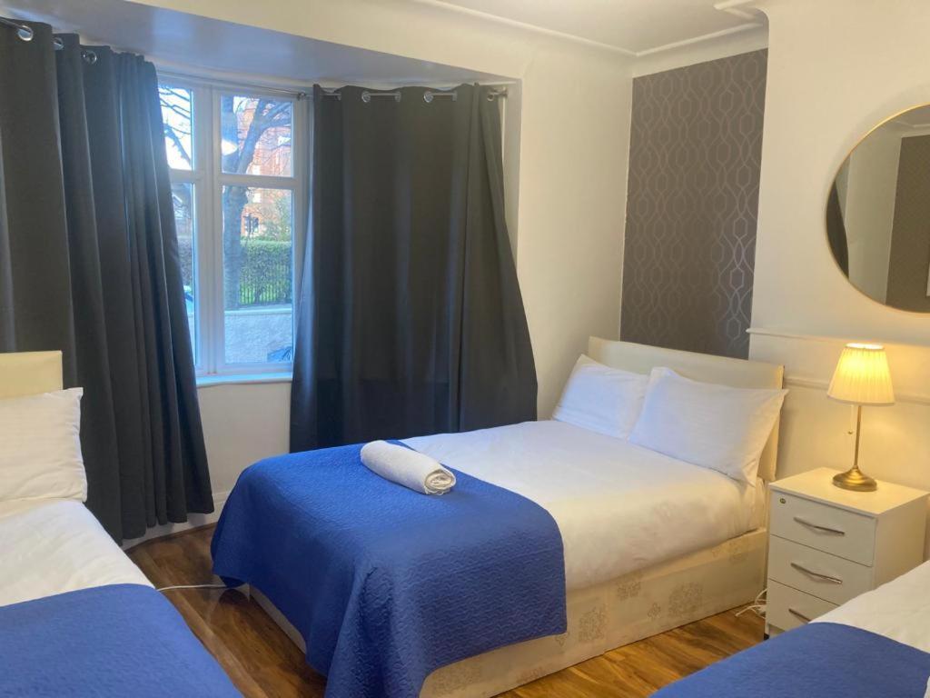 Twin Towerd Hotel Londyn Zewnętrze zdjęcie