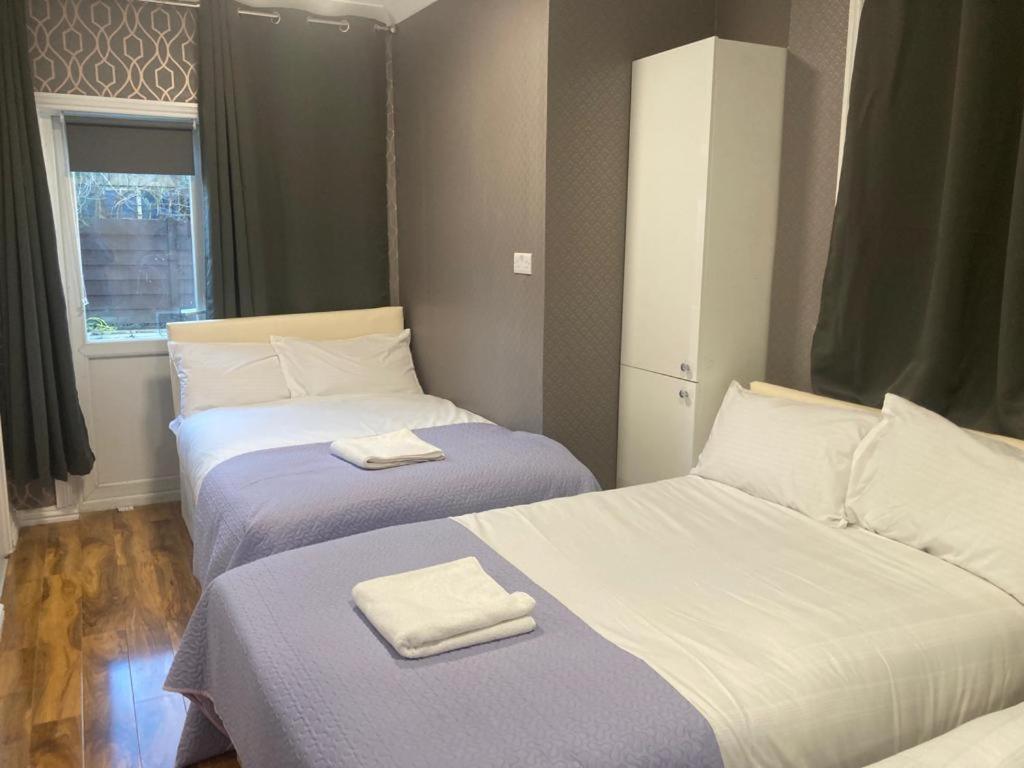 Twin Towerd Hotel Londyn Zewnętrze zdjęcie